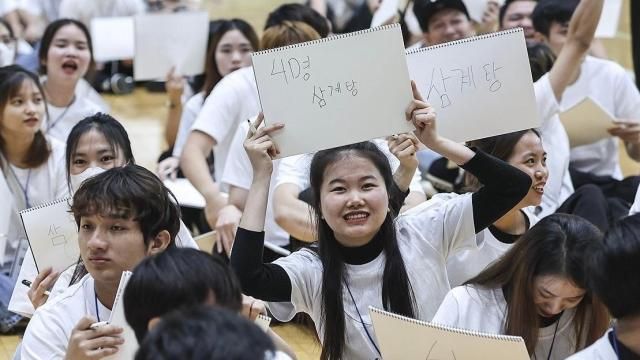 【图片来源 韩联社】