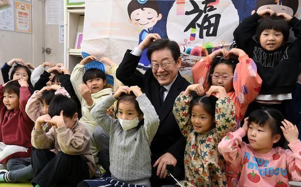 【图片来源 韩联社】