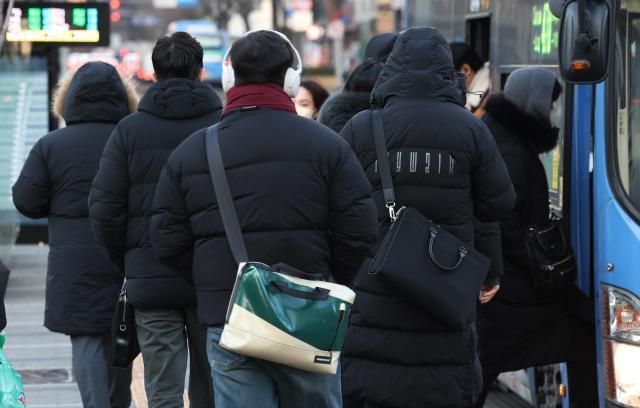 【图片来源 韩联社】