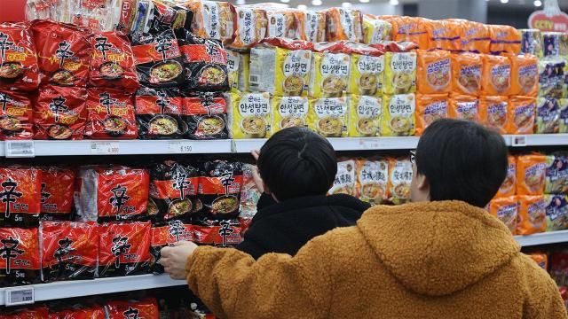 【图片来源 韩联社】