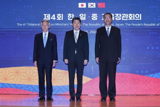 【图片来源 韩联社】