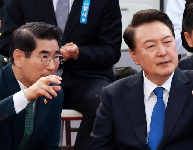 【图片来源 韩联社】