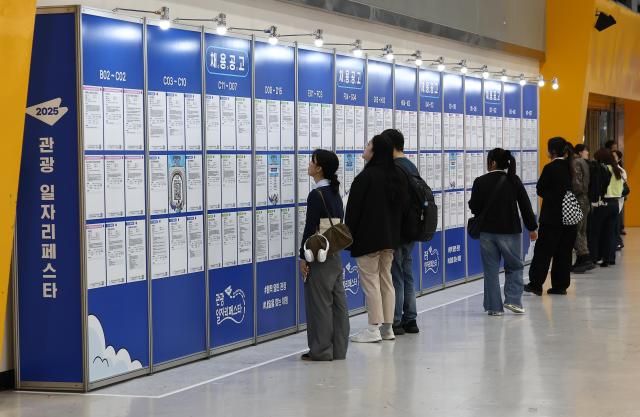 【图片来源 韩联社】