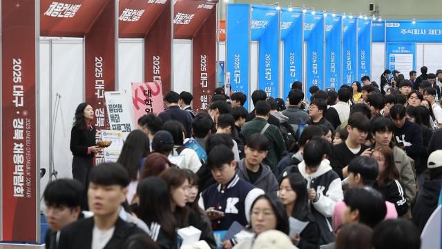 【图片来源 韩联社】