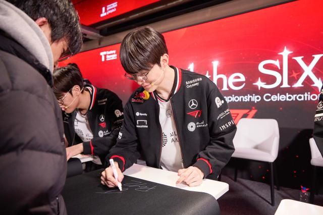 【图片来源 韩联社】