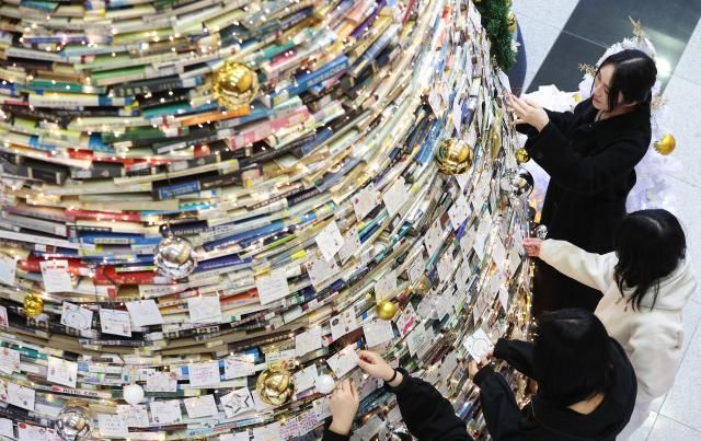 【图片来源 韩联社】