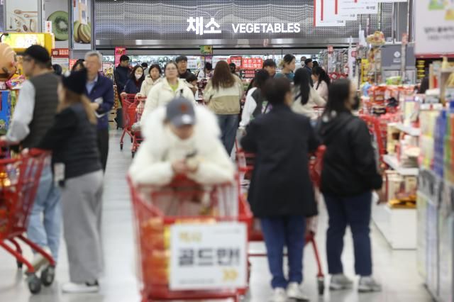 【图片来源 韩联社】