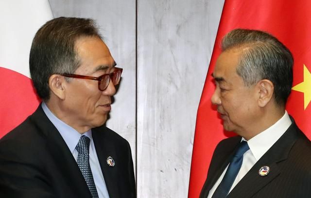 【图片来源 韩联社】