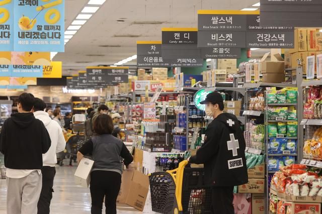 【图片来源 韩联社】