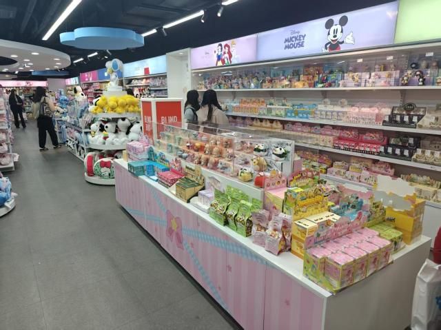 名创优品弘大店内部【图片来源 名创优品】