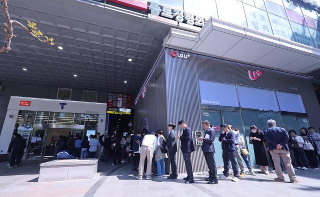 【图片来源 韩联社】