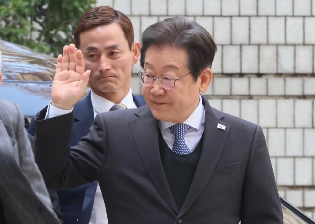 【图片来源 韩联社】