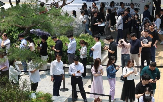 【图片来源 韩联社】