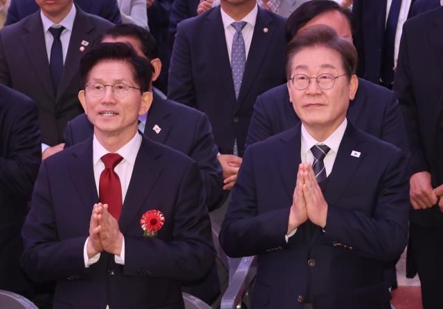 【图片提供 韩联社】
