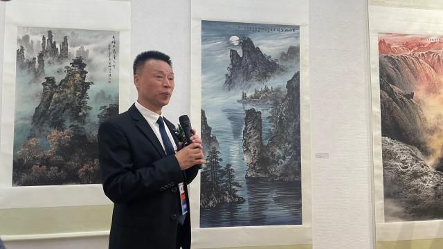 【摄影 记者 陈姗娜】