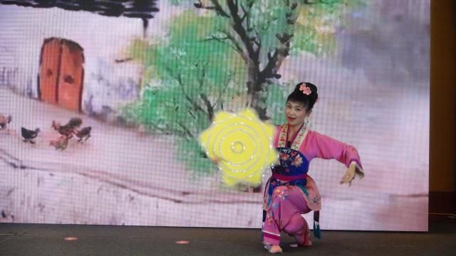 【摄影 记者 李雅贤】