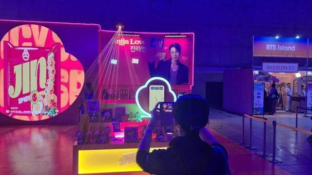 BTS FESTA现场设置的“真拉面”展位【图片来源 】