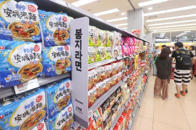 【图片来源 韩联社】