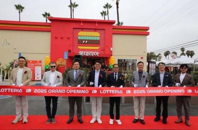 【图片来源 韩联社】