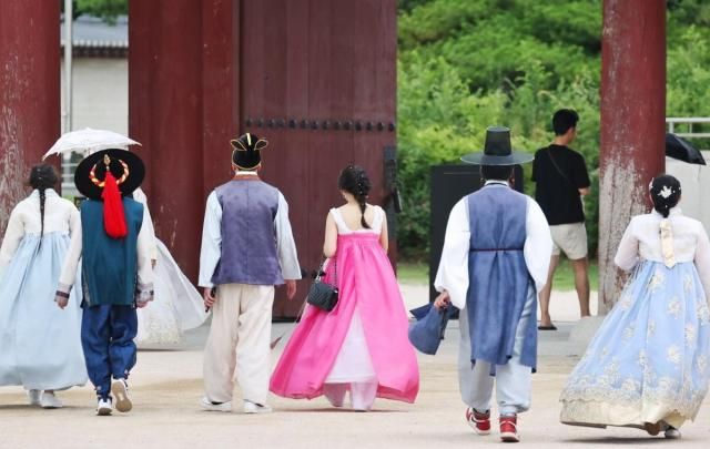 【图片来源 韩联社】