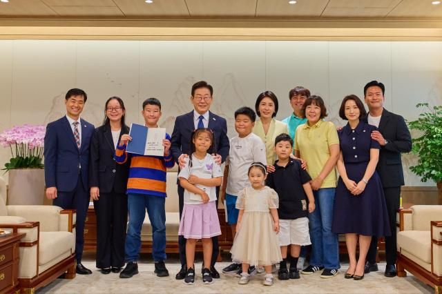 【图片提供 韩联社】