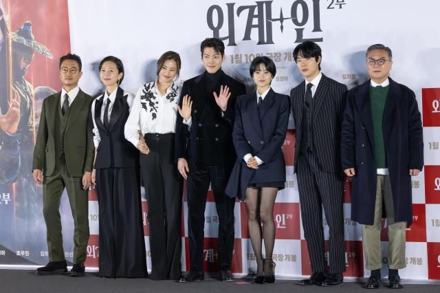 Photographed by Yoo Dae-gil