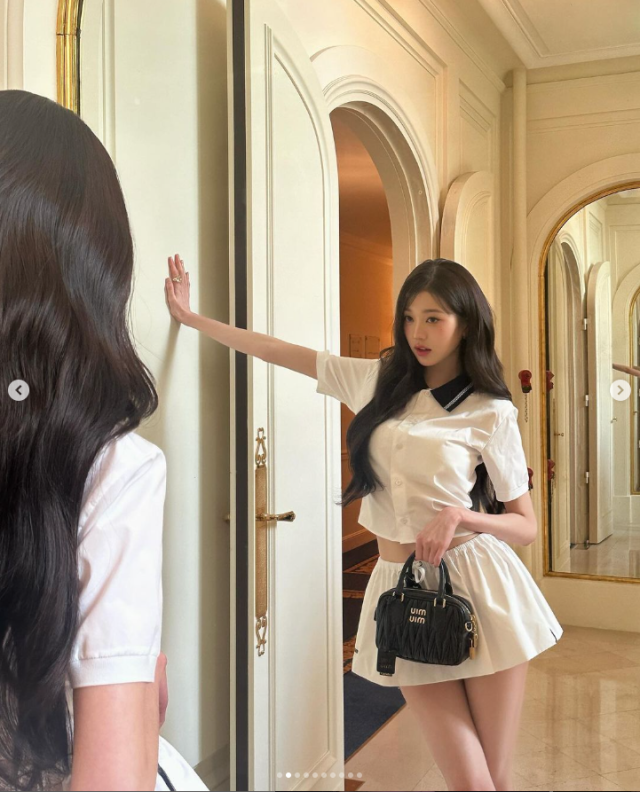 IVE member Jang Won-young