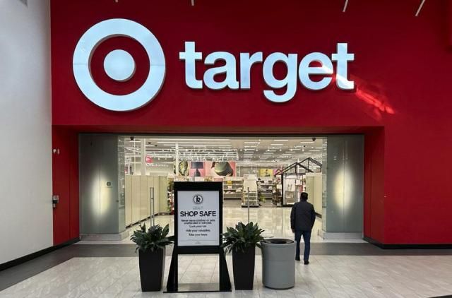 A shopper heads into a Target store in Lakewood Colorado on Jan 11 2024 AP-Yonhap