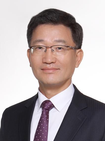 Lee Hak-no, Professor Emeritus at Dongguk University