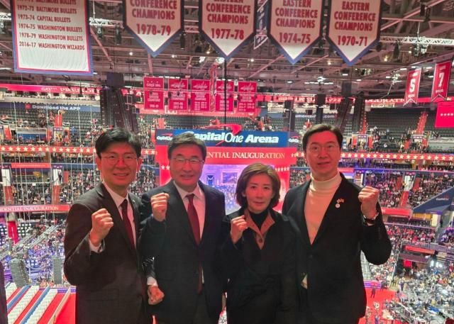 「国民の力」訪米団の写真