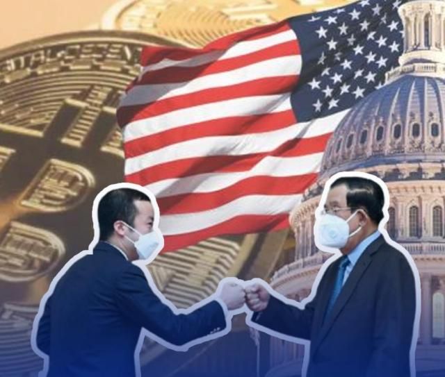 千津プリンスグループ会長左とフン・セン元カンボジア首相写真連合ニュース提供。