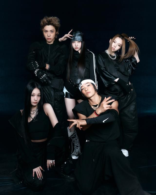 THE BLACK LABEL