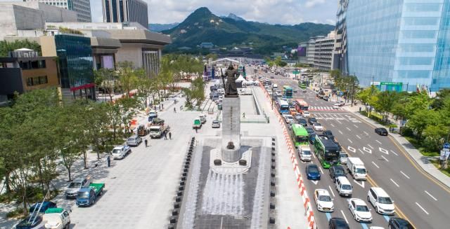 Gwanghwamun Square Yonhap