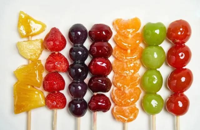 ‘Tanghuru - món trái cây ngào đường đang rất phổ biến tại Hàn Quốc ẢnhInternet