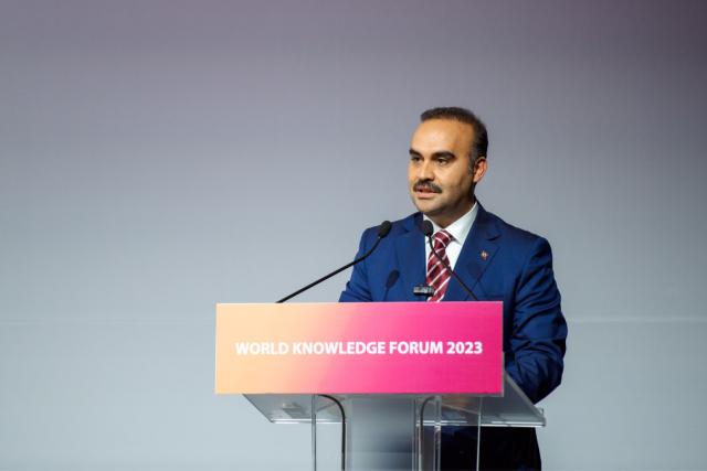 Bộ trưởng Bộ Công nghiệp Thổ Nhĩ Kỳ Mehmet Fatih Kacir Ảnh Văn phòng Đầu tư của Tổng thống Cộng hòa Thổ Nhĩ Kỳ