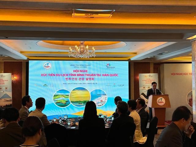 Đại sứ Du lịch Lý Xương Căn phát biểu chào mừng ẢnhHoàng Phương Ly