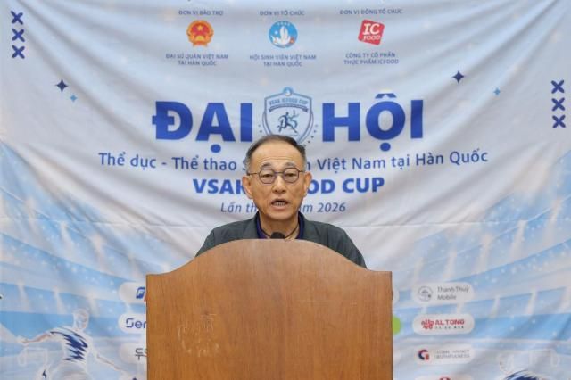Ông Park Kuyn Ik – Giám đốc Công ty cổ phần thực phẩm ICFOOD 