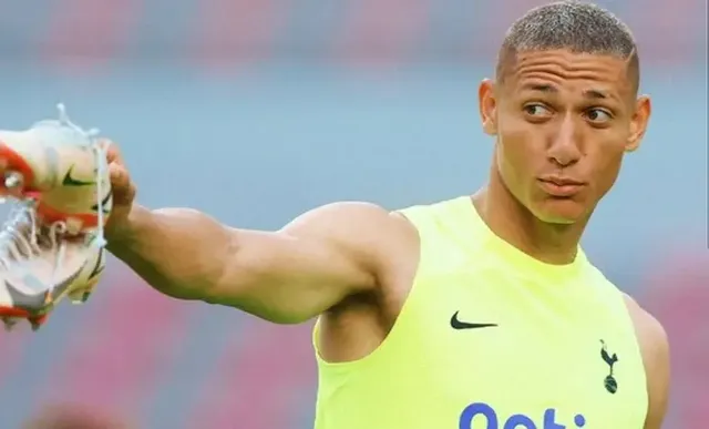 토트넘 현재 말도 안 되는 상황.........................JPG | mbong.kr 엠봉