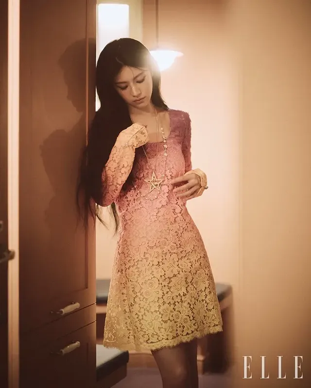 고윤정 ＜엘르＞ 샤넬 화보 | mbong.kr 엠봉