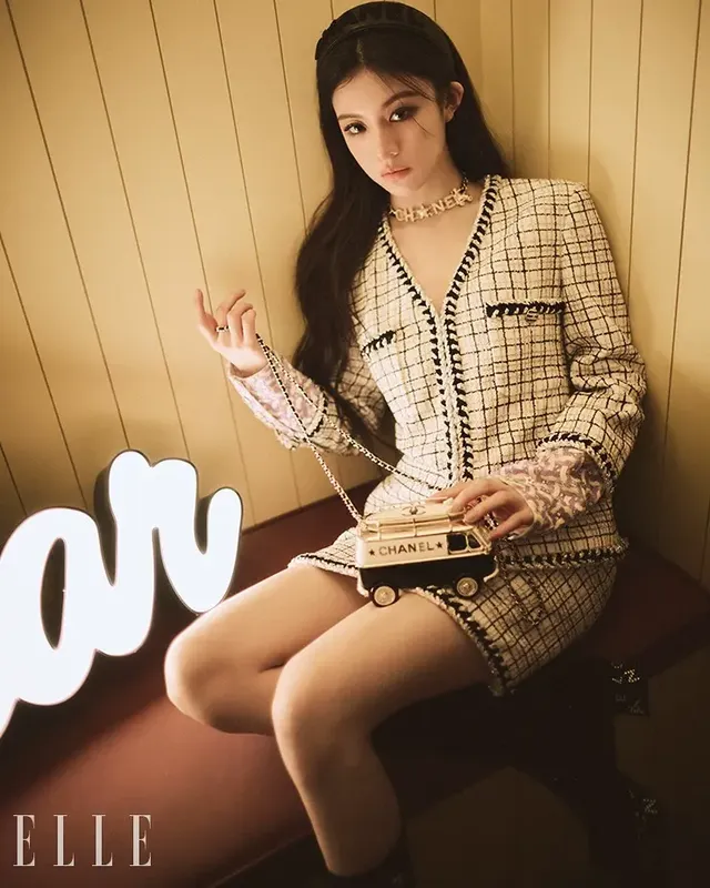 고윤정 ＜엘르＞ 샤넬 화보 | mbong.kr 엠봉