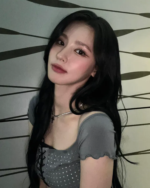 셀카각이 좋은 아이들 미연 은근한 혀낼름 | mbong.kr 엠봉