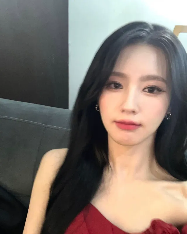 셀카각이 좋은 아이들 미연 은근한 혀낼름 | mbong.kr 엠봉