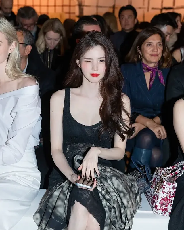 파리 디올쇼 한소희 | mbong.kr 엠봉