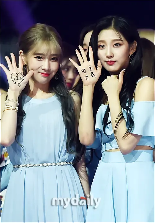 러블리즈 쇼챔 띵그니생축 고민자매 지애,예인 기사사진 | mbong.kr 엠봉