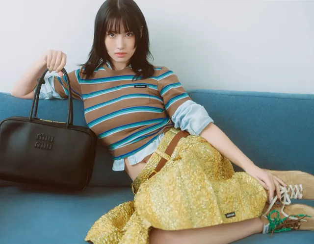 SPUR 4월호 트와이스 모모 x 미우미우 화보.jpg | mbong.kr 엠봉