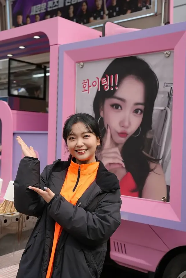 요요미님 만큼이나 핑크핑크한 푸드트럭 | mbong.kr 엠봉