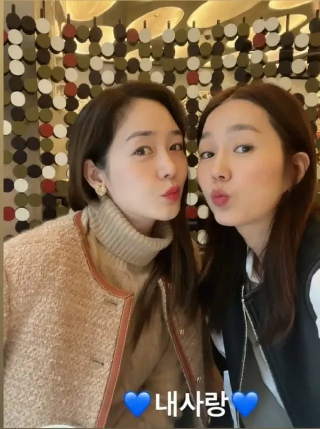 변함없는 성유리 이진 최근 근황 jpg( 출저:이진 인스타 스토리) | mbong.kr 엠봉