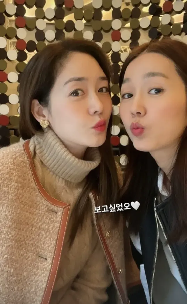 변함없는 성유리 이진 최근 근황 jpg( 출저:이진 인스타 스토리) | mbong.kr 엠봉