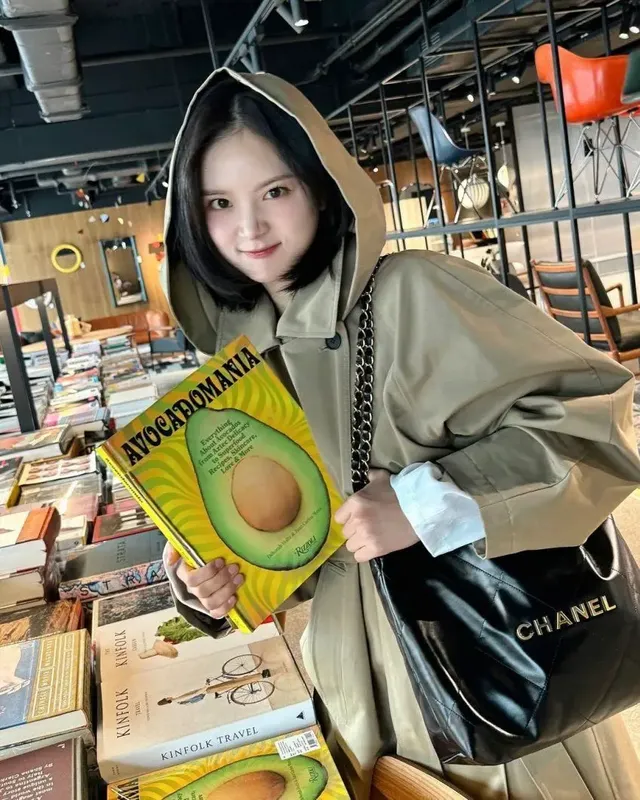 이번에 배텐에 새로 합류한 단발좌 김지영 | mbong.kr 엠봉