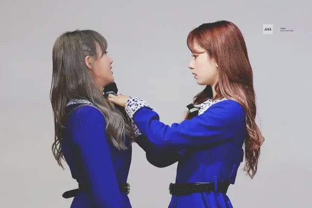 루다 챙기는 보나 | mbong.kr 엠봉